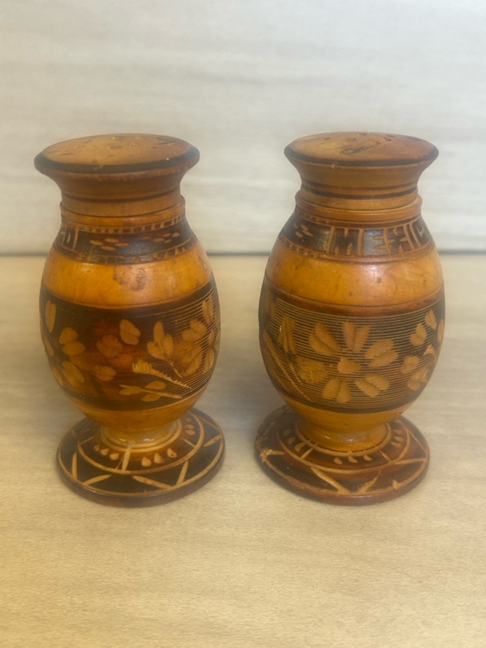 Vintage Mexico Wooden Hand Turned Carved Pedestal Salt & Pepper Shakers.
